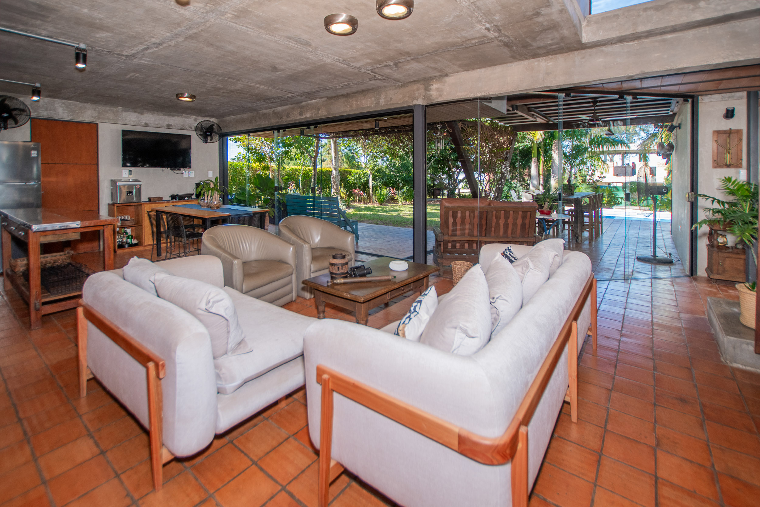  Spacious Fully Furnished Residence in Aqua Village - 物件實景