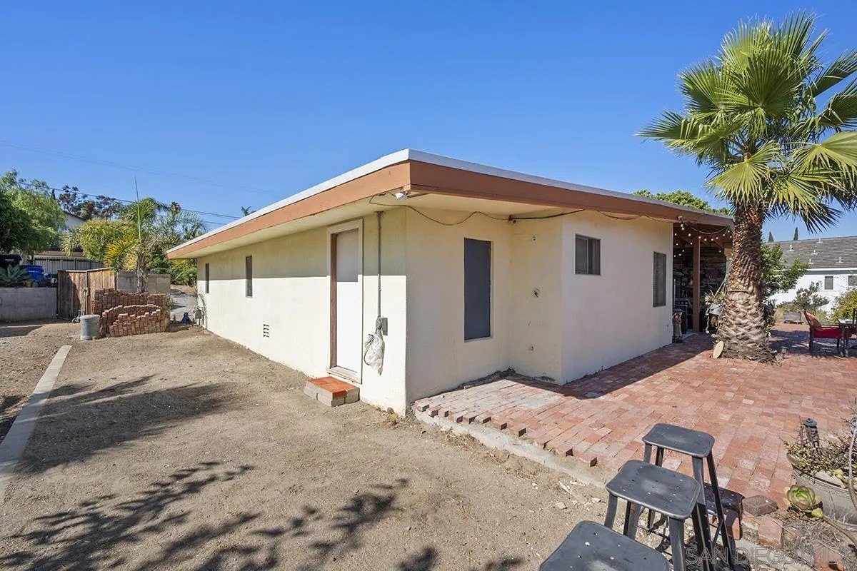 La Mesa, California, 91941, United States, 3 Bedrooms Bedrooms, ,4 BathroomsBathrooms,Residential,For Sale,1911905