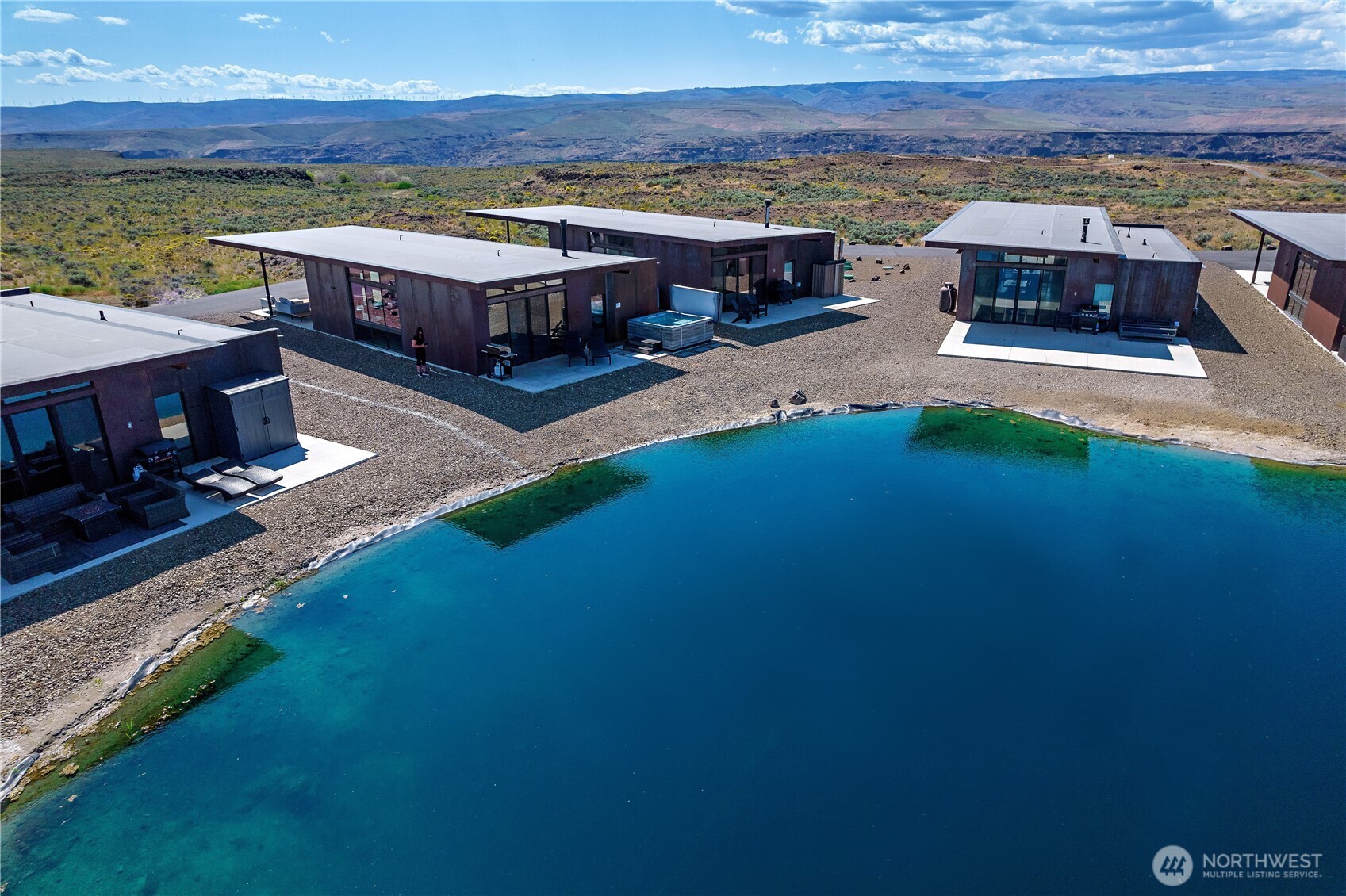 Quincy, Washington, 98848, United States, 2 Bedrooms Bedrooms, ,1 BathroomBathrooms,Residential,For Sale,2003117