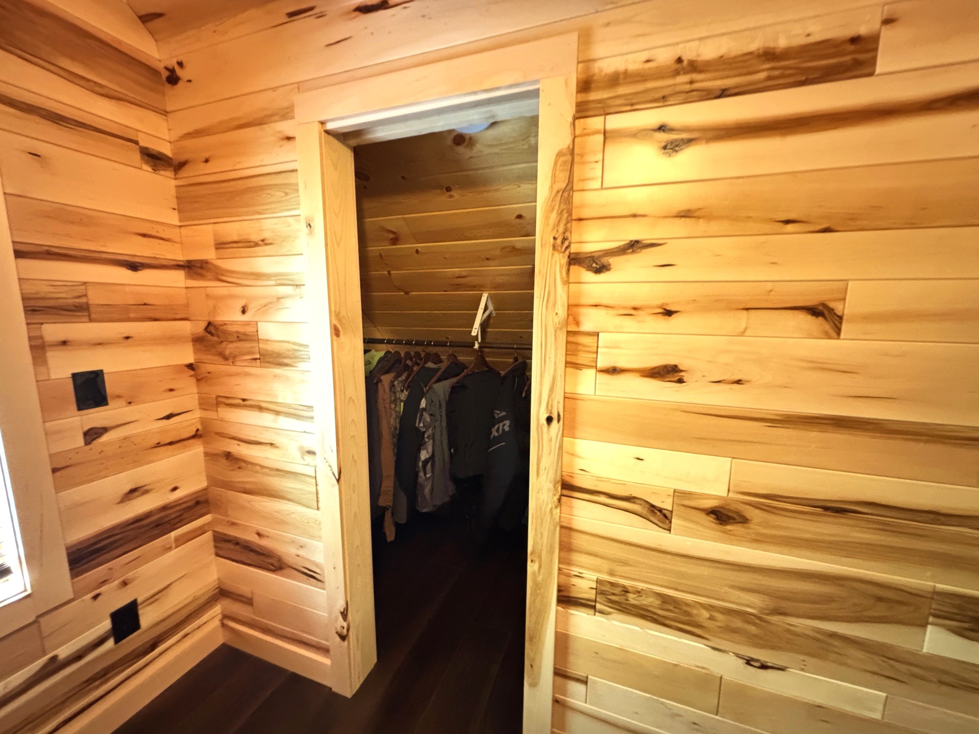 Boulder Junction, Wisconsin, 54512, United States, 3 Bedrooms Bedrooms, ,3 BathroomsBathrooms,Residential,For Sale,1878844