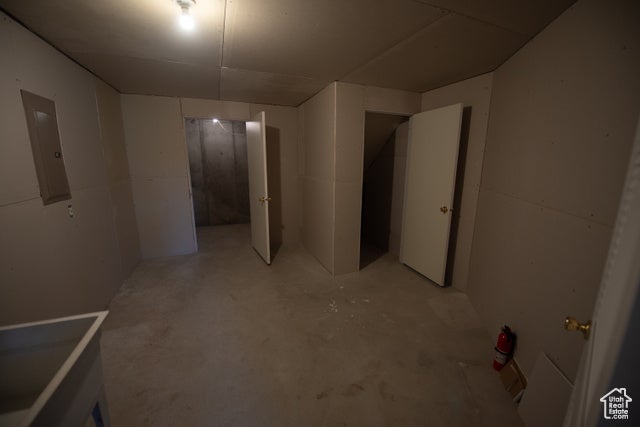 Hooper, Utah, 84315, United States, 4 Bedrooms Bedrooms, ,3 BathroomsBathrooms,Residential,For Sale,1904252