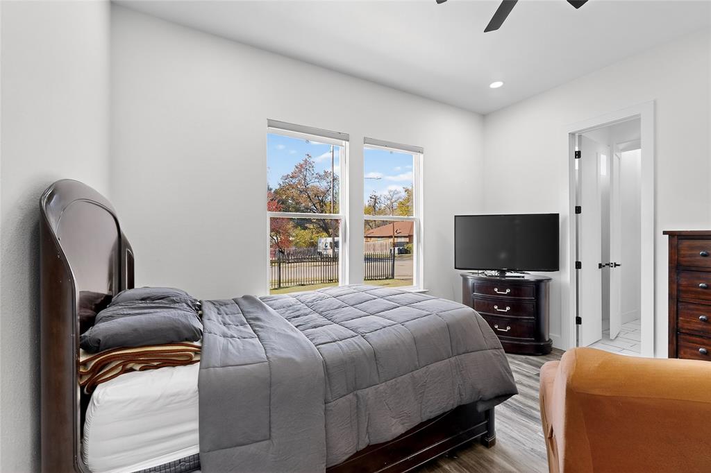 Dallas, Texas, 75223, United States, 6 Bedrooms Bedrooms, ,6 BathroomsBathrooms,Residential,For Sale,1993905