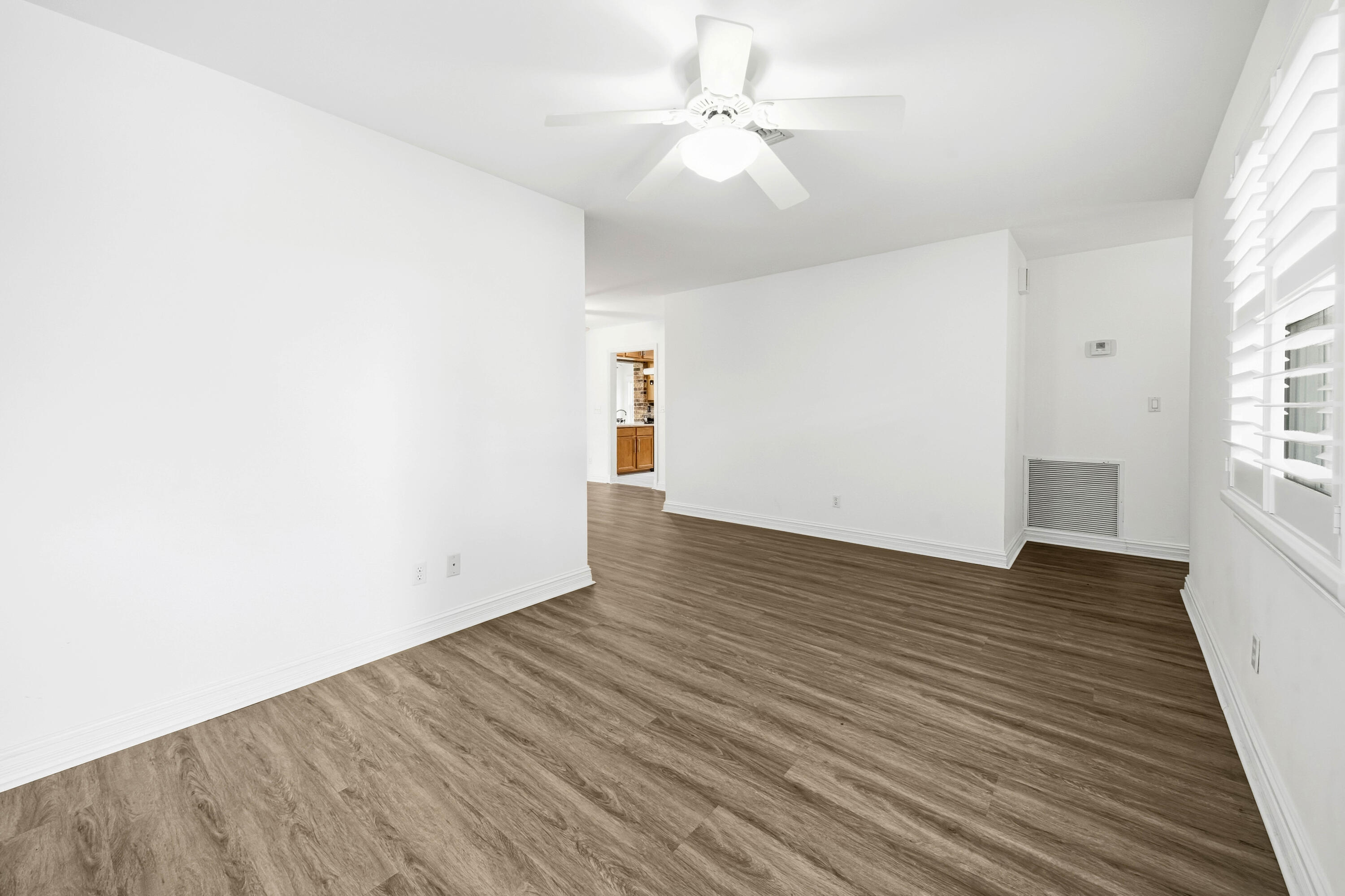 Royal Palm Beach, Florida, 33411, United States, 3 Bedrooms Bedrooms, ,3 BathroomsBathrooms,Residential,For Sale,1970121