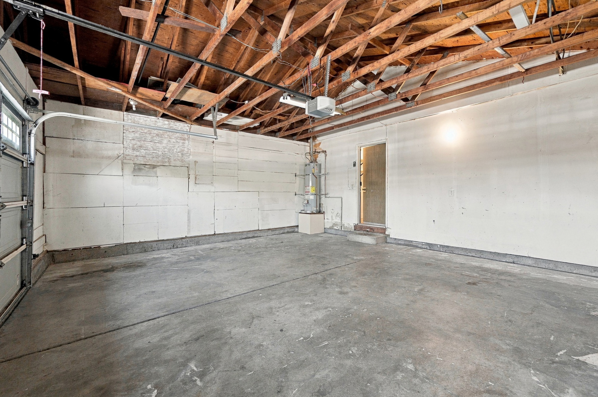  Inviting Move-In Ready Home - 物件實景