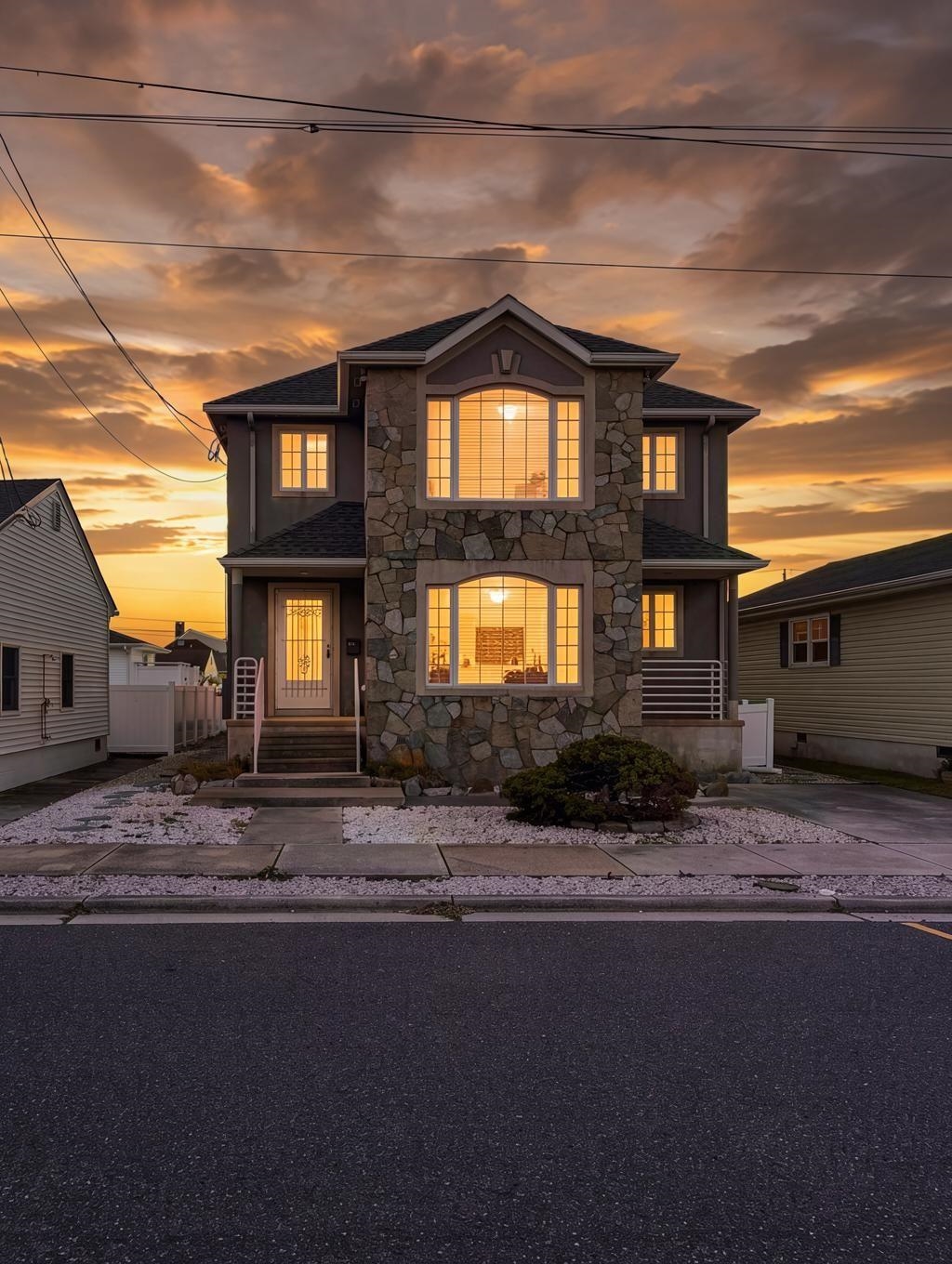 Newark Ave, Wildwood, NJ 08260