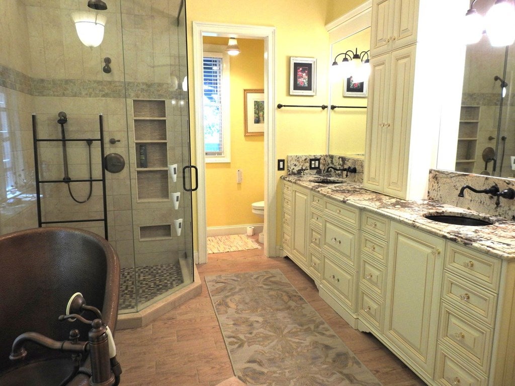 Blue Ridge, Georgia, 30513, United States, 5 Bedrooms Bedrooms, ,5 BathroomsBathrooms,Residential,For Sale,1859095