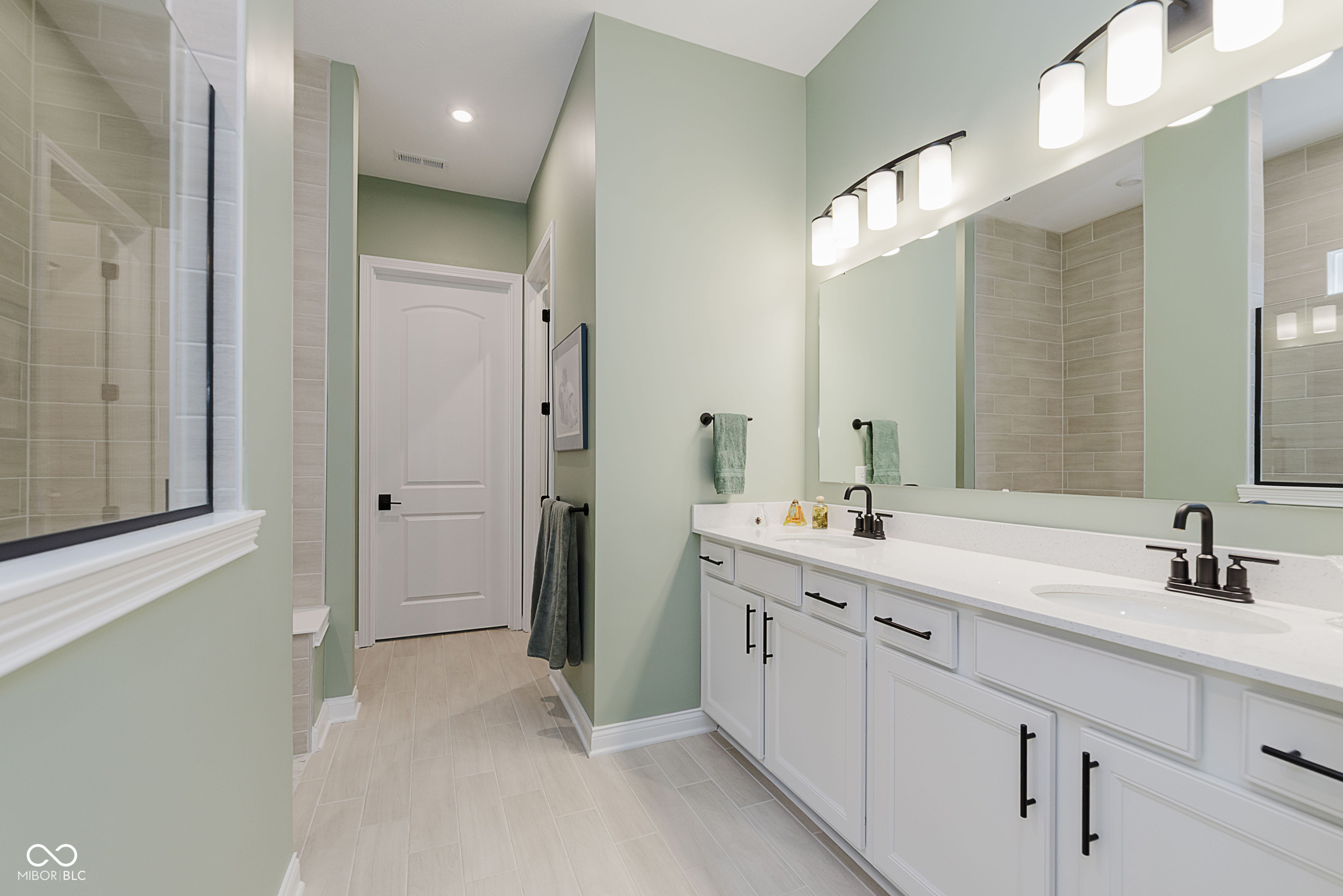 Fishers, Indiana, 46037, United States, 3 Bedrooms Bedrooms, ,2 BathroomsBathrooms,Residential,For Sale,1974200