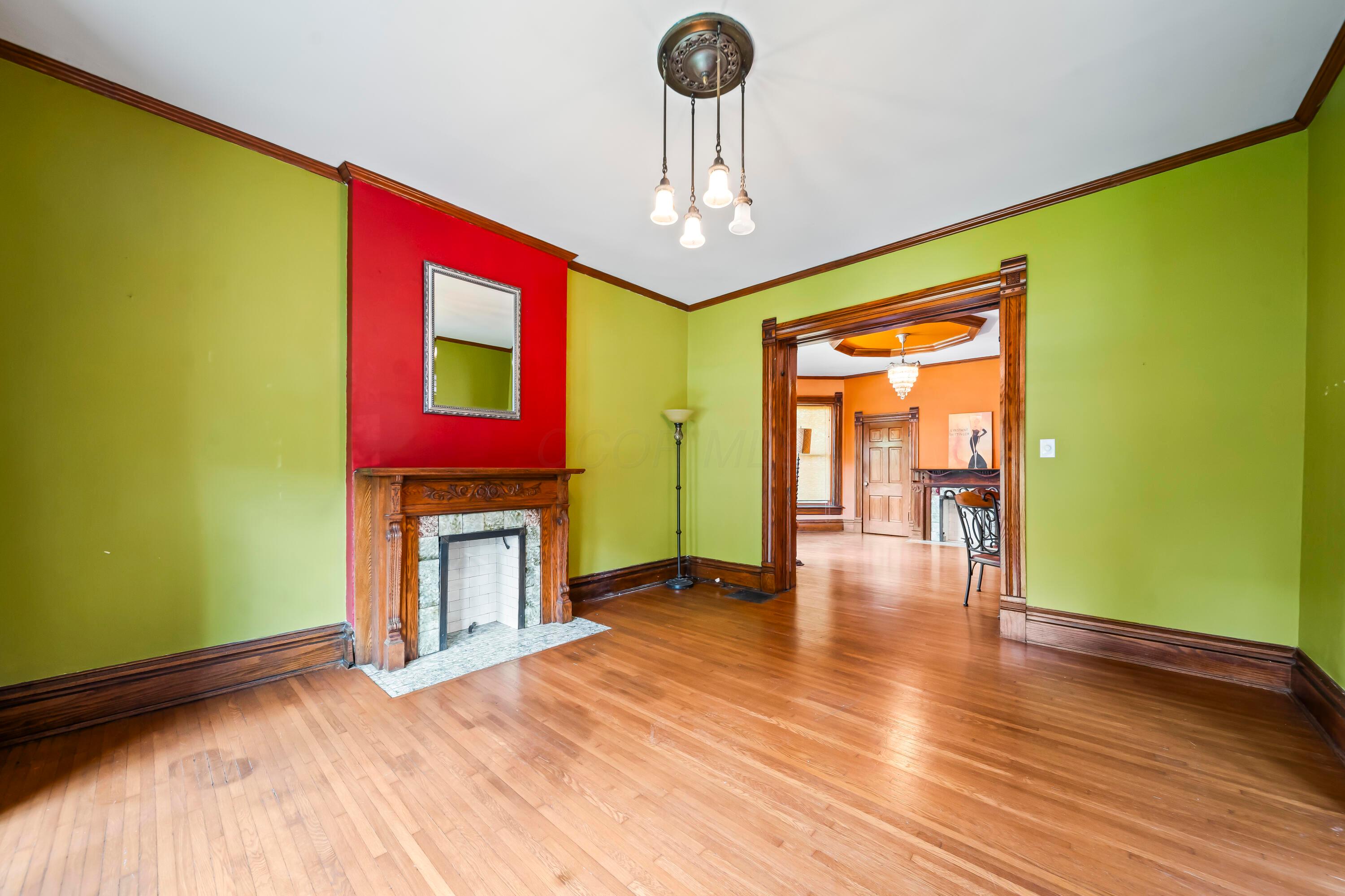 Columbus, Ohio, 43205, United States, 4 Bedrooms Bedrooms, ,3 BathroomsBathrooms,Residential,For Sale,1866885