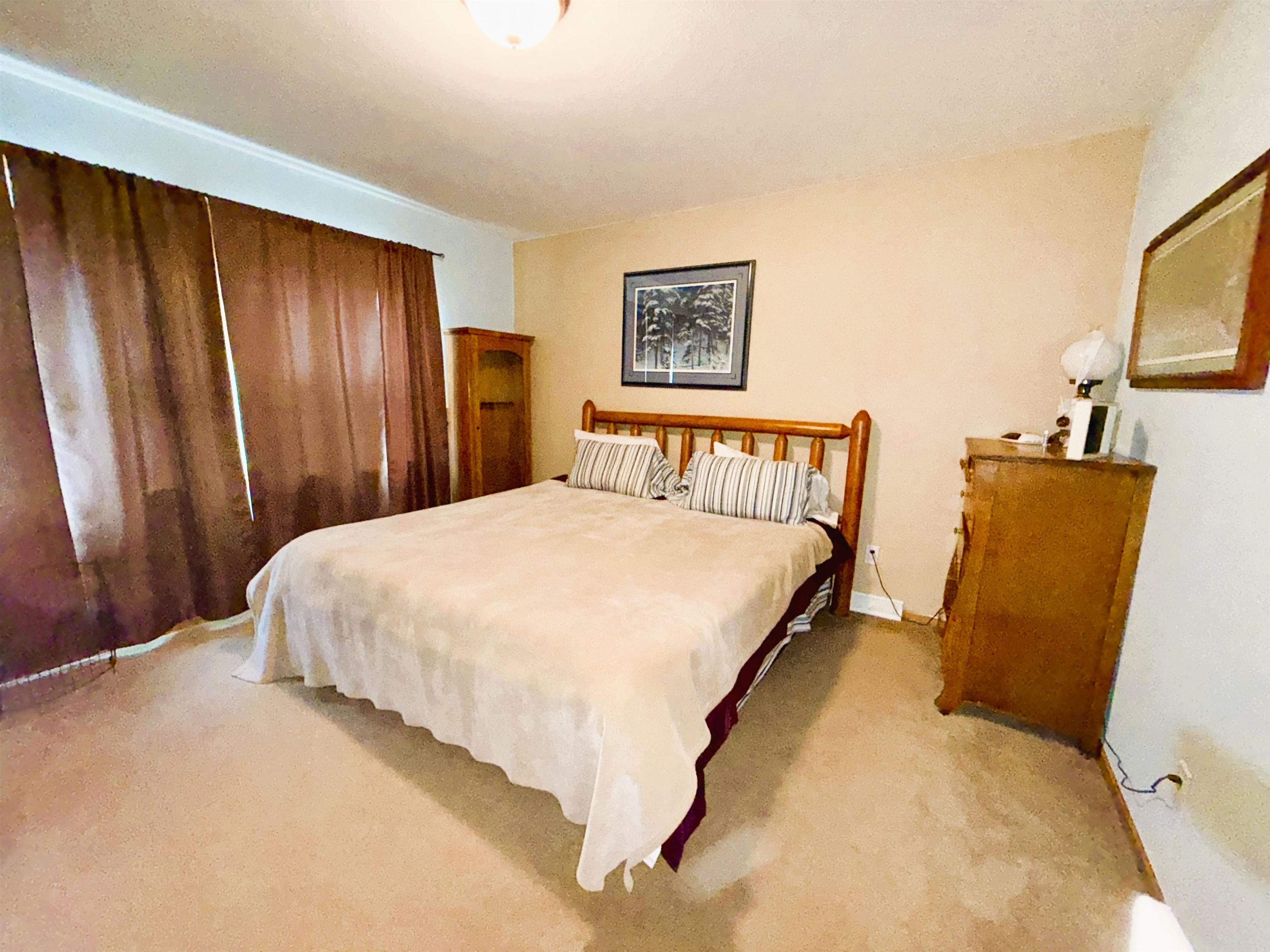 PEMBINE, Wisconsin, 54156, United States, 5 Bedrooms Bedrooms, ,4 BathroomsBathrooms,Residential,For Sale,1956450