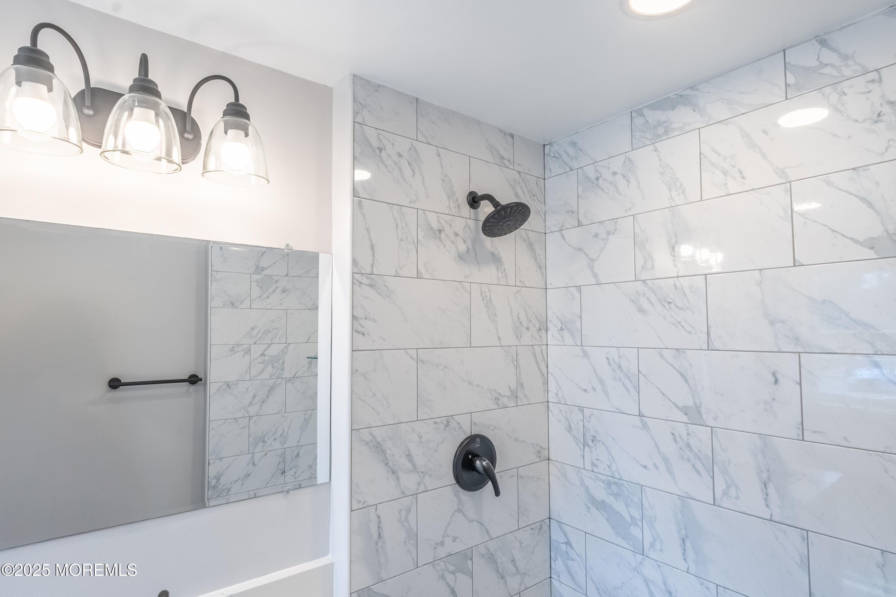 Englishtown, New Jersey, 07726, United States, 6 Bedrooms Bedrooms, ,4 BathroomsBathrooms,Residential,For Sale,1908199