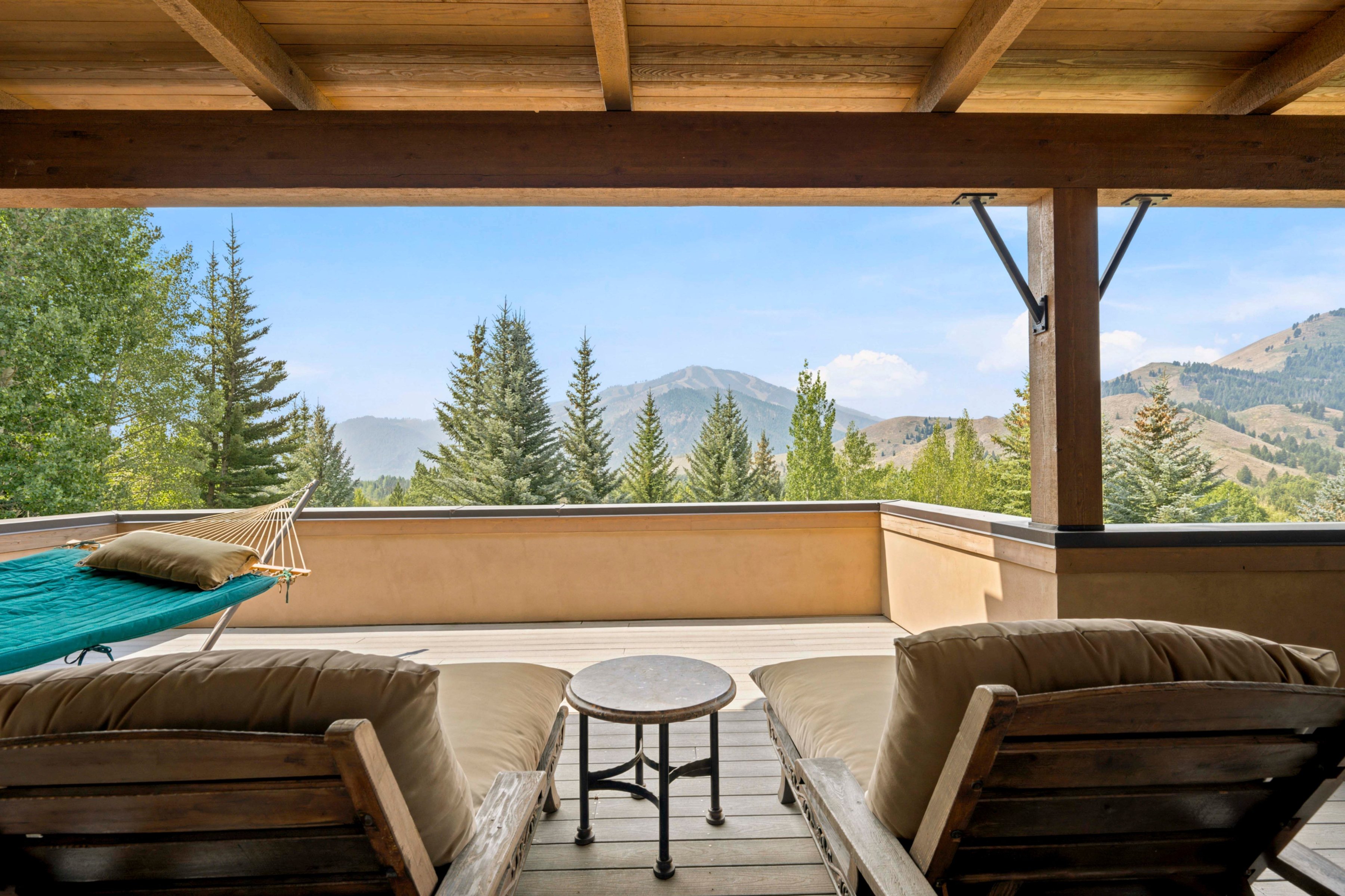  Nothing Compares to an Exquisite Bigwood Residence - 物件實景