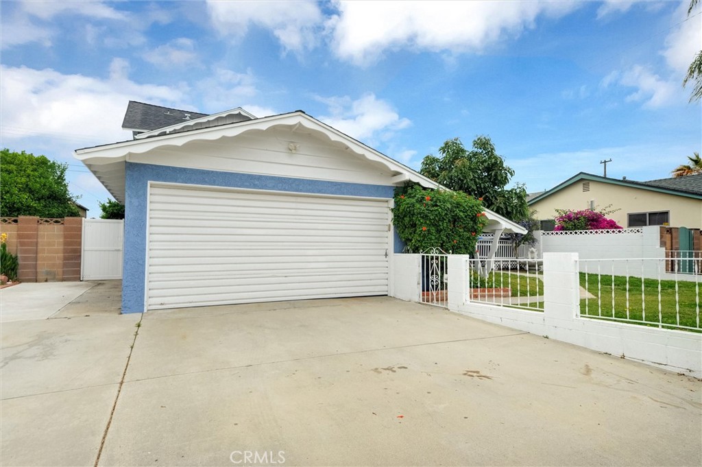 Buena Park, California, 90620, United States, 4 Bedrooms Bedrooms, ,3 BathroomsBathrooms,Residential,For Sale,1846266