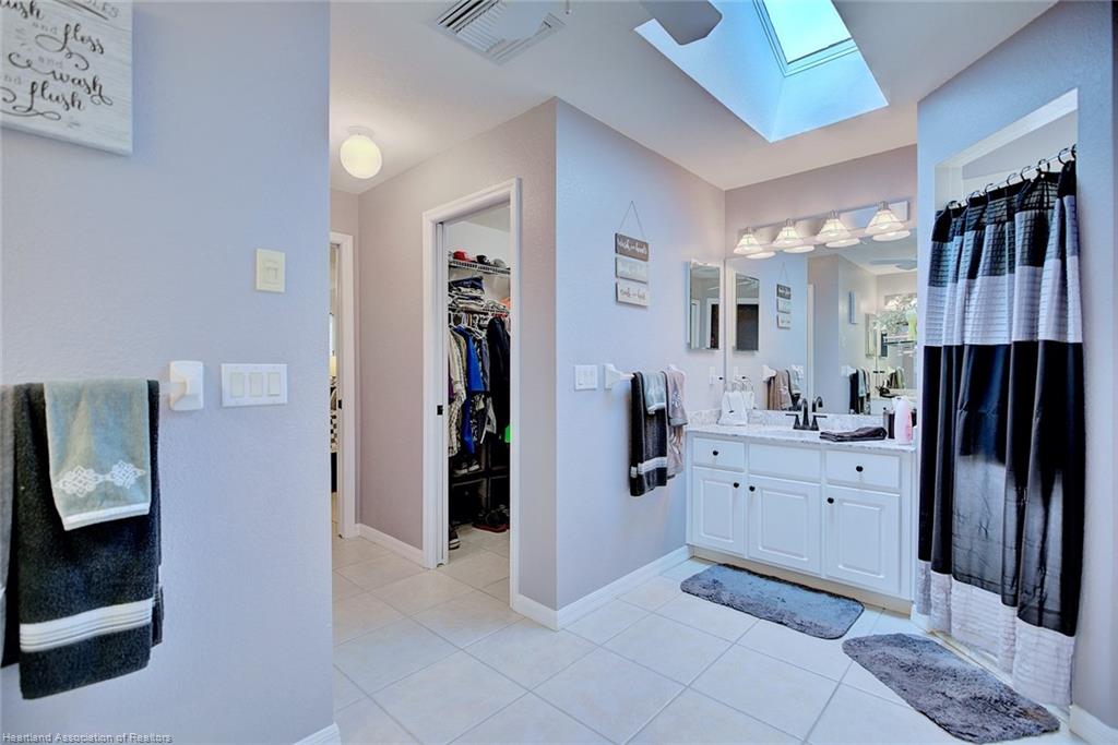 Sebring, Florida, 33872, United States, 4 Bedrooms Bedrooms, ,3 BathroomsBathrooms,Residential,For Sale,1978769