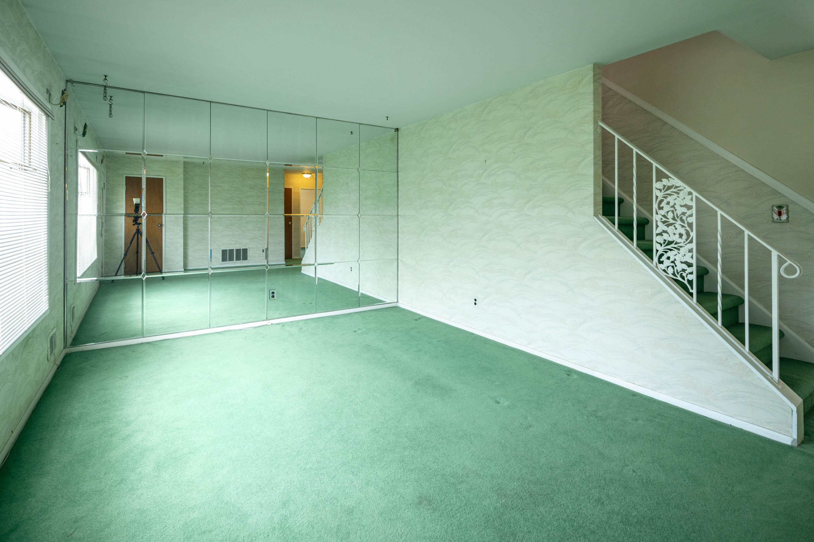 South Amboy, New Jersey, 08879, United States, 4 Bedrooms Bedrooms, ,2 BathroomsBathrooms,Residential,For Sale,1909705