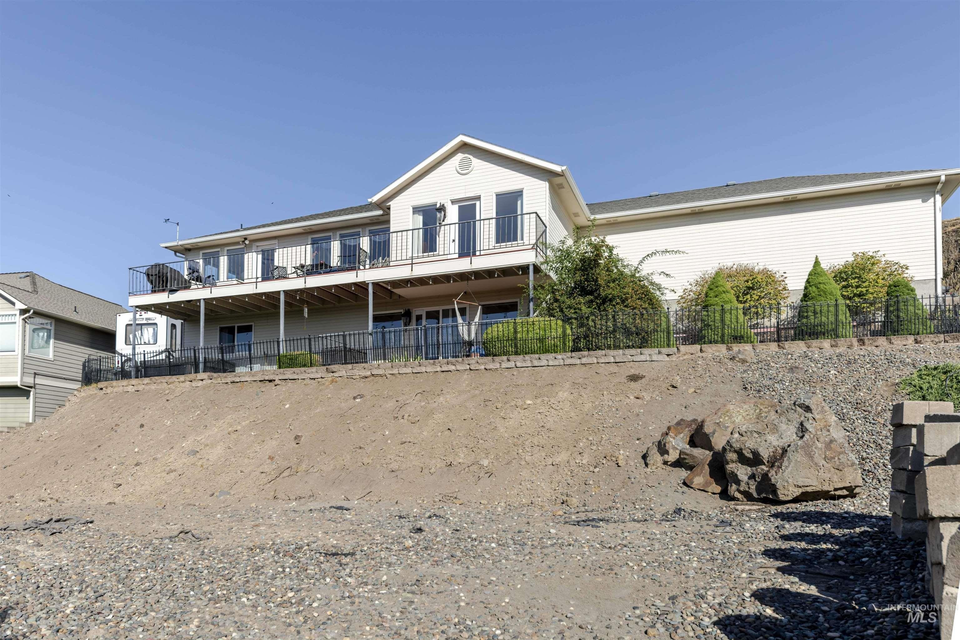 Lewiston, Idaho, 83501, United States, 4 Bedrooms Bedrooms, ,3 BathroomsBathrooms,Residential,For Sale,1936984