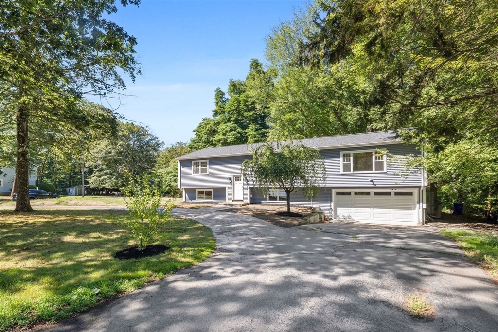 Hanover, Massachusetts, 02339, United States, 4 Bedrooms Bedrooms, ,3 BathroomsBathrooms,Residential,For Sale,1930429