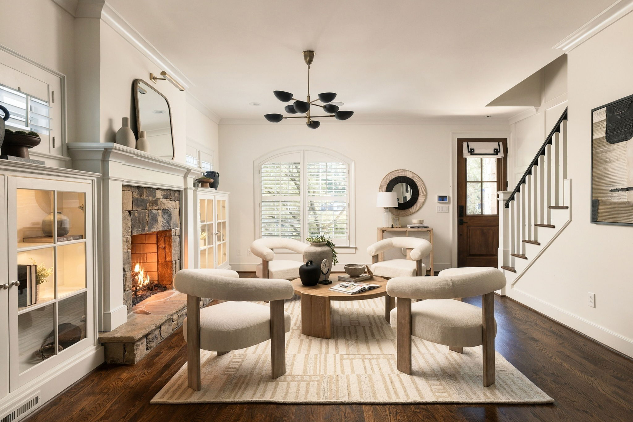  Beautifully Designed Living Spaces and Exceptional Outdoor Amenities - 物件實景