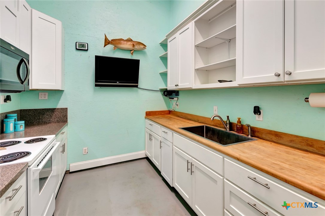 Port O'Connor, Texas, 77982, United States, 4 Bedrooms Bedrooms, ,3 BathroomsBathrooms,Residential,For Sale,1736800