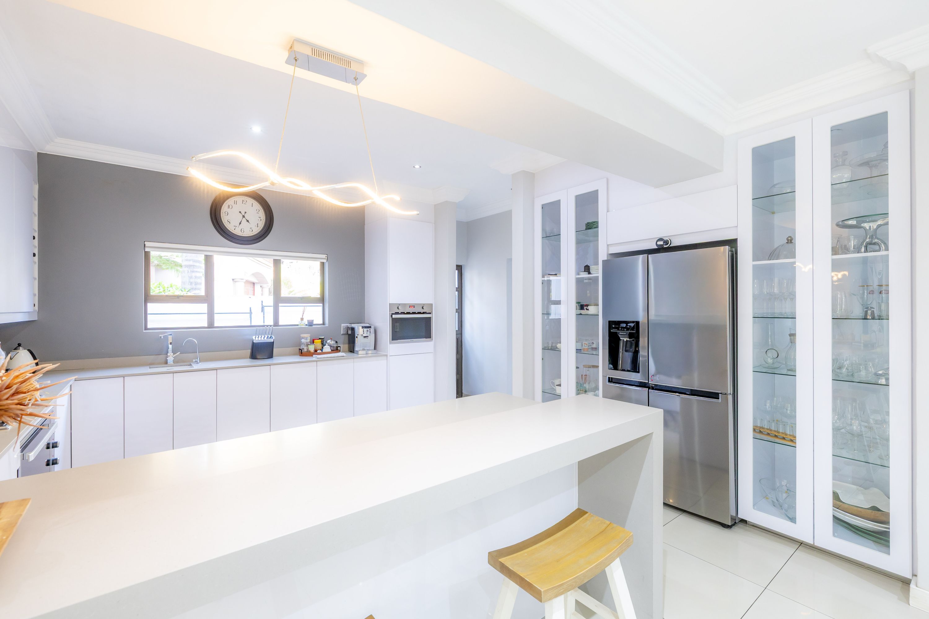  Elegant Family Home in a Secure Golf Estate - 物件實景