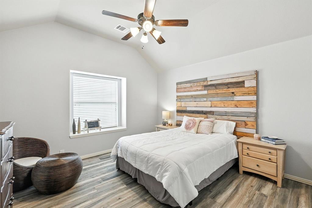 Grand Prairie, Texas, 75054, United States, 4 Bedrooms Bedrooms, ,4 BathroomsBathrooms,Residential,For Sale,1932411
