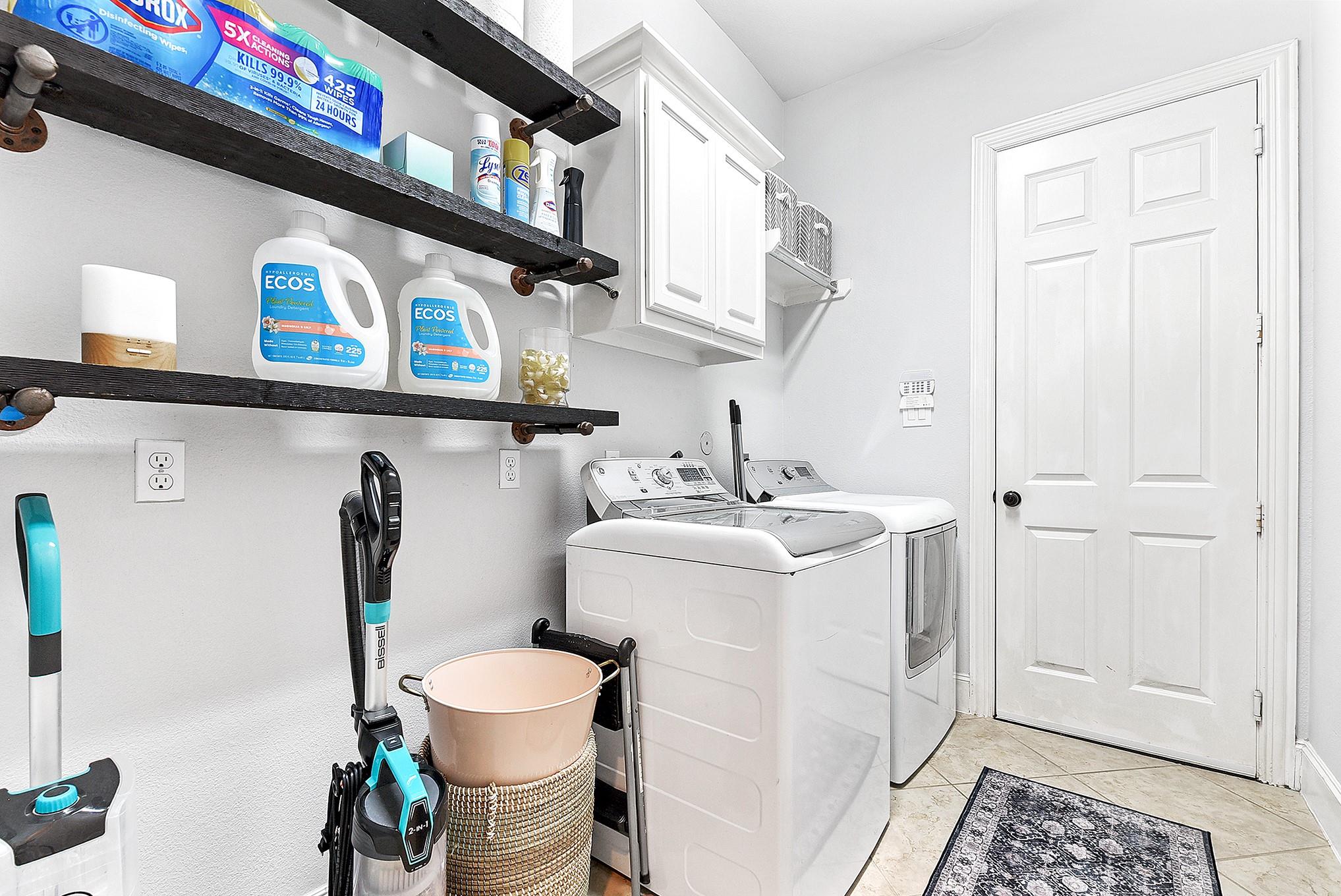 Katy, Texas, 77494, United States, 5 Bedrooms Bedrooms, ,4 BathroomsBathrooms,Residential,For Sale,2015284