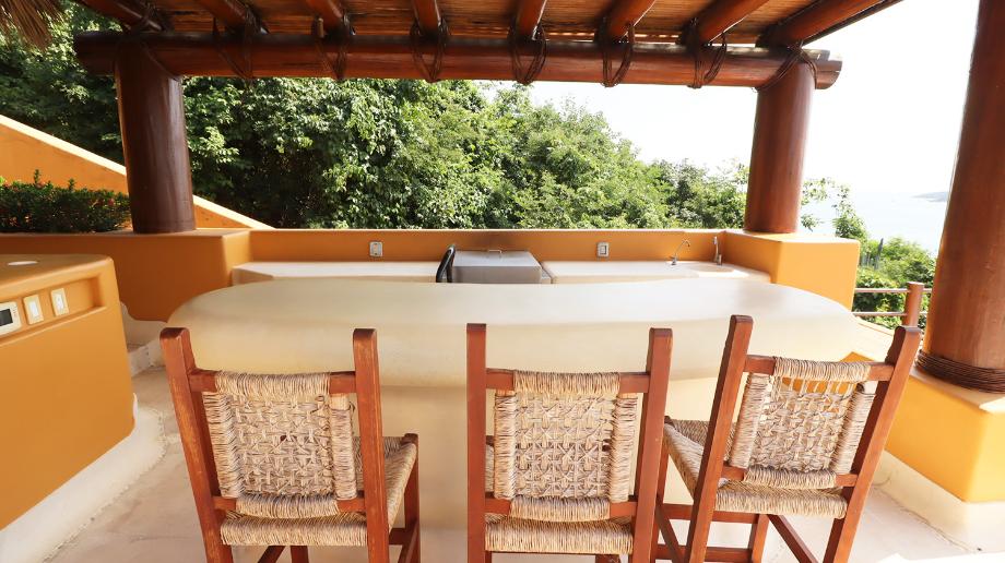 Zihuatanejo de Azueta, Guerrero, 40884, Mexico, 6 Bedrooms Bedrooms, ,10 BathroomsBathrooms,Residential,For Sale,1686440