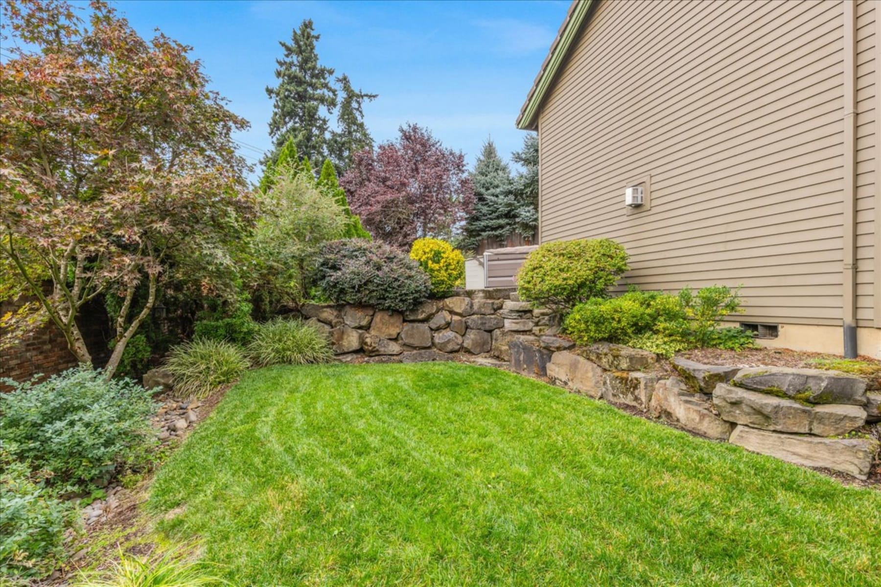  10279 SW SITKA CT Tualatin, OR 97062 - 物件實景
