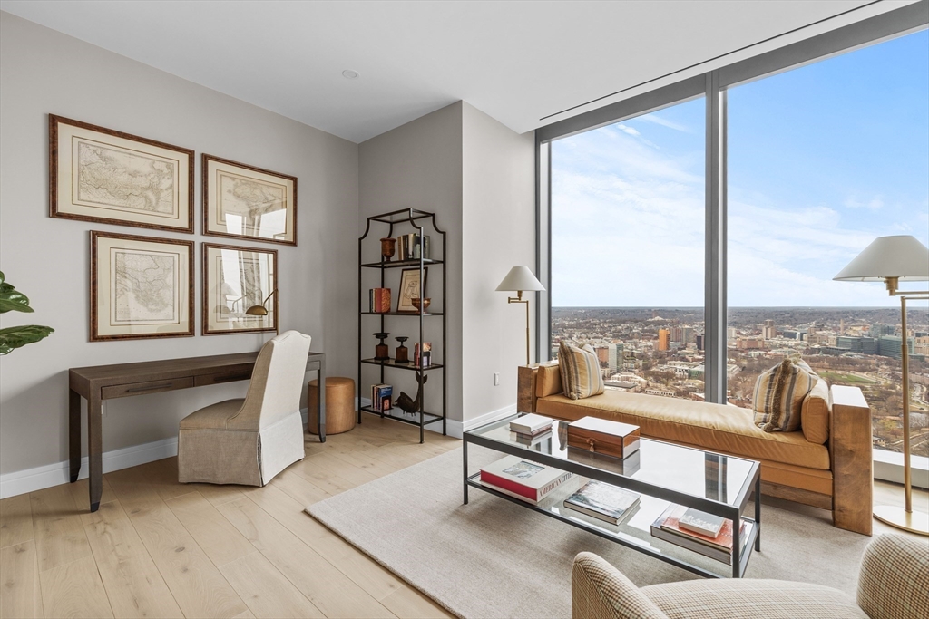 Boston, Massachusetts, 02115, United States, 5 Bedrooms Bedrooms, ,7 BathroomsBathrooms,Residential,For Sale,1688513