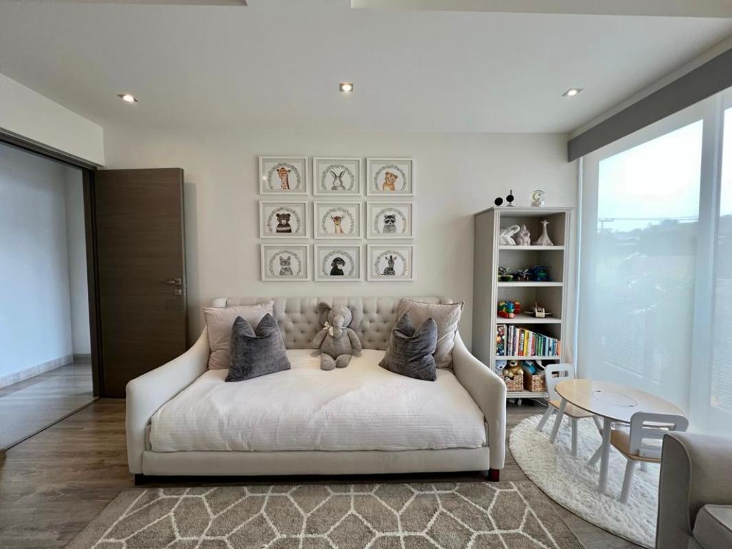 Lomas de Chapultepec, Miguel Hidalgo, Ciudad de México, 11000, Mexico, 3 Bedrooms Bedrooms, ,3 BathroomsBathrooms,Residential,For Sale,Lomas de Chapultepec,1442361