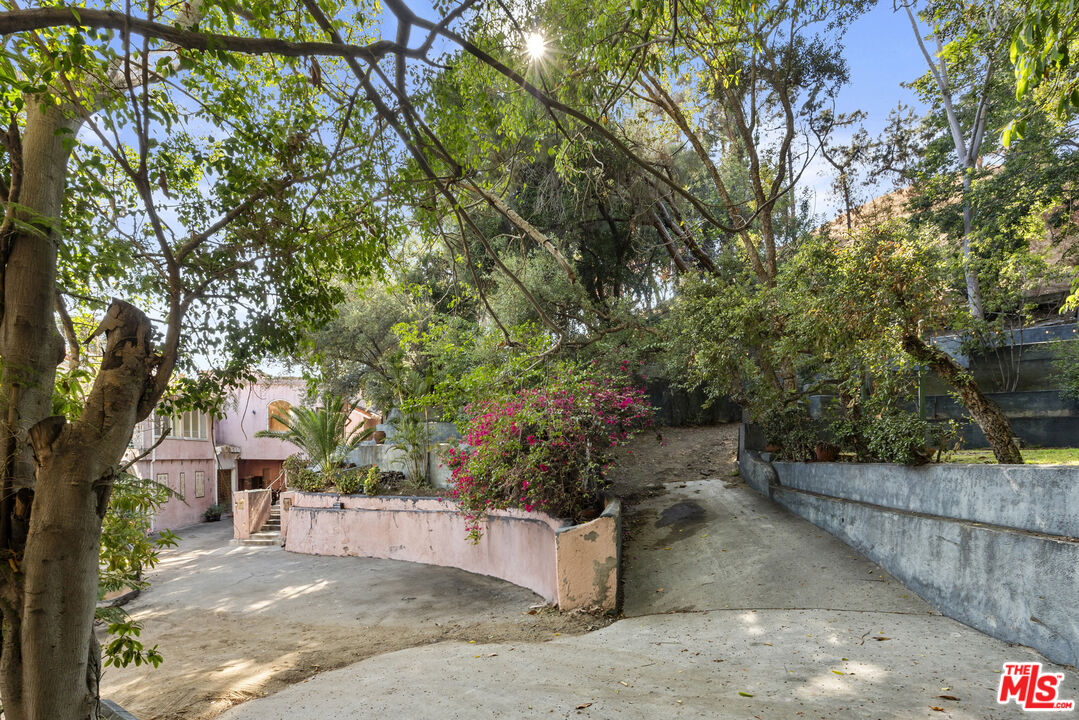 Los Angeles, California, 90046, United States, ,Land,For Sale,1891121
