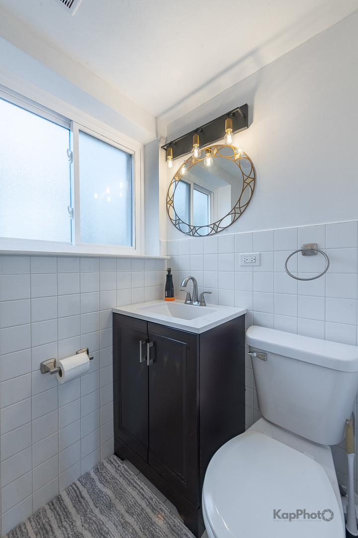 Schaumburg, Illinois, 60193, United States, 4 Bedrooms Bedrooms, ,3 BathroomsBathrooms,Residential,For Sale,1983242