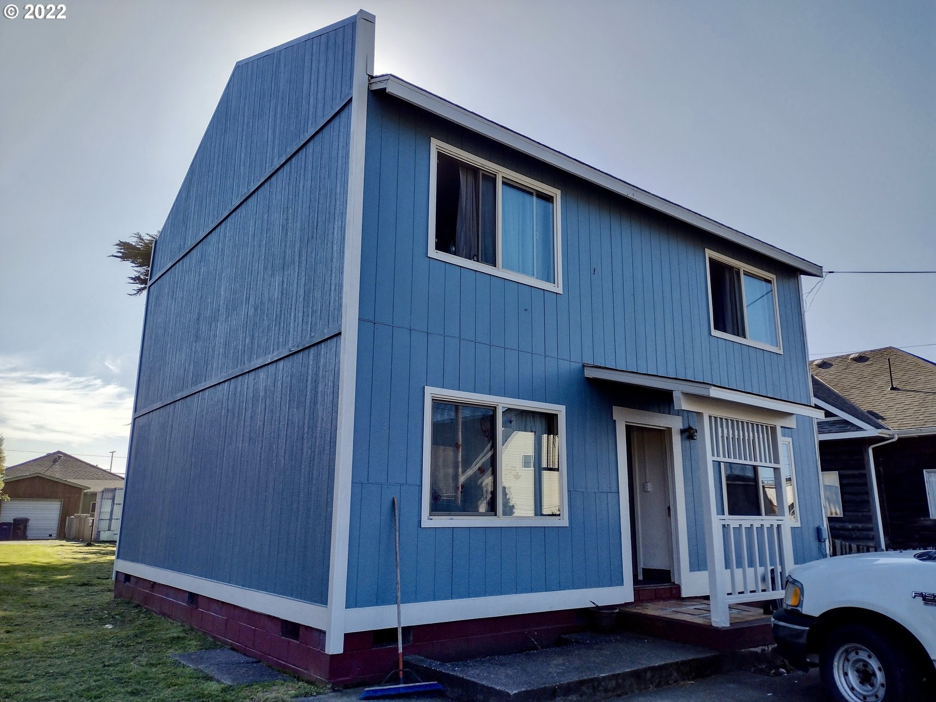 Gold Beach, Oregon, 97444, United States, ,Residential,For Sale,1976260