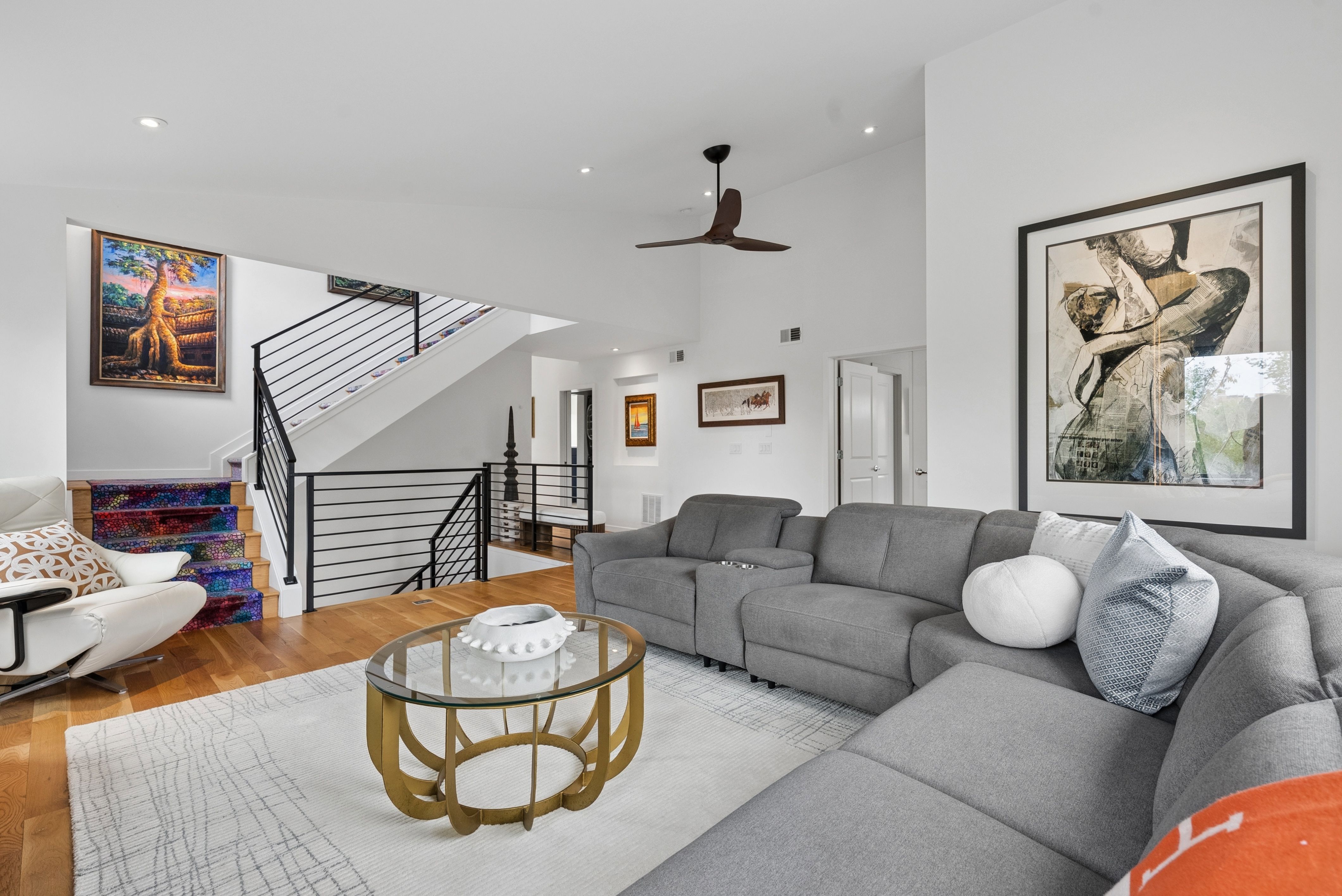  Sleek contemporary home - 物件實景