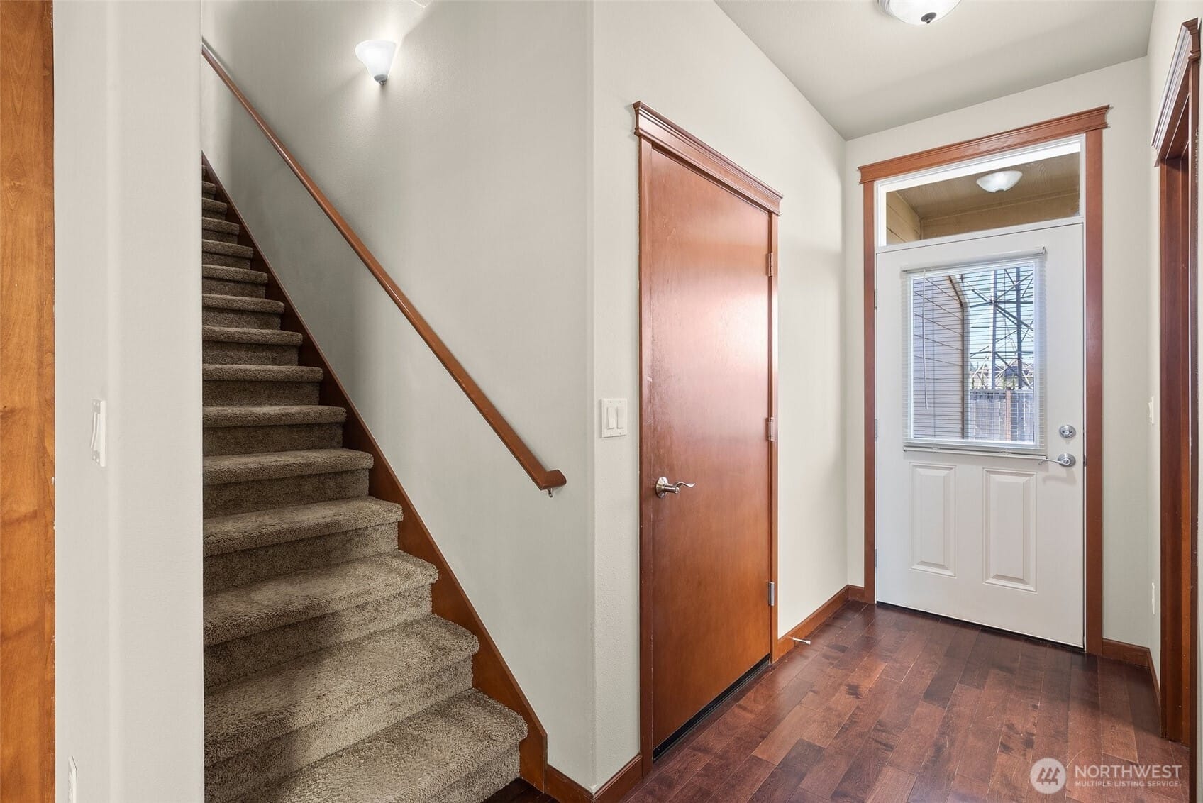 Puyallup, Washington, 98374, United States, 3 Bedrooms Bedrooms, ,3 BathroomsBathrooms,Residential,For Sale,1885383
