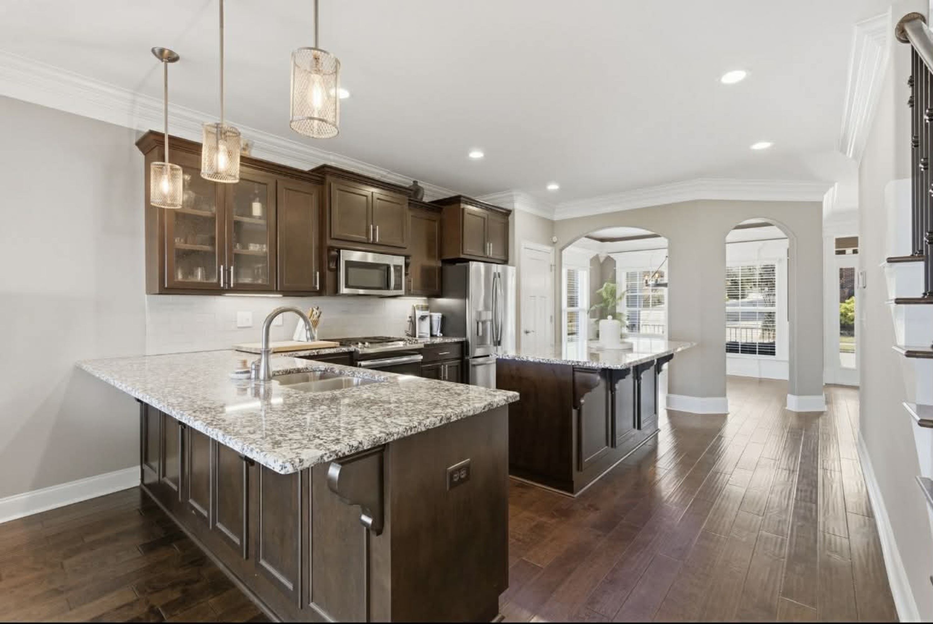  2821 Talon Circle NE - 物件實景