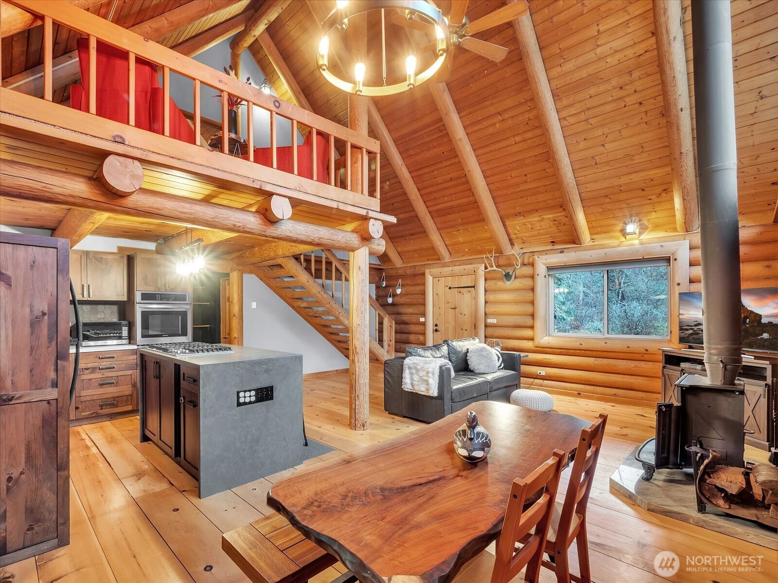 Monroe, Washington, 98272, United States, 2 Bedrooms Bedrooms, ,1 BathroomBathrooms,Residential,For Sale,1999605