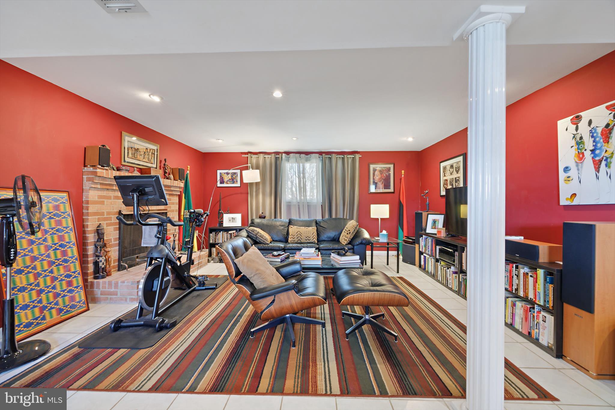 Clinton, Maryland, 20735, United States, 4 Bedrooms Bedrooms, ,3 BathroomsBathrooms,Residential,For Sale,2005934