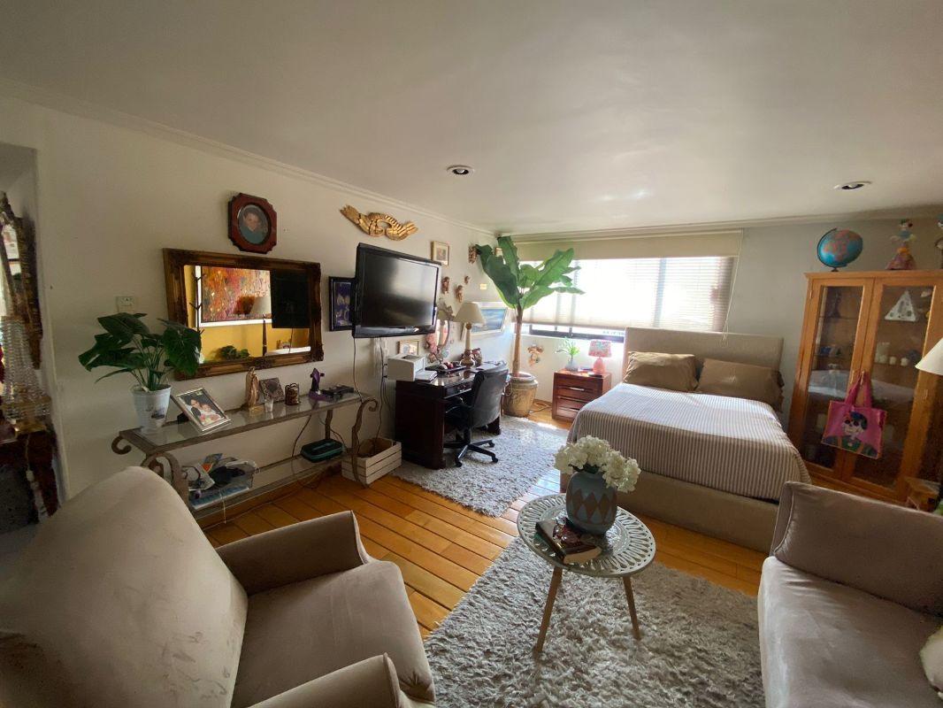 Fuente de Molinos, Naucalpan de Juárez, Estado de México, 53950, Mexico, 3 Bedrooms Bedrooms, ,3 BathroomsBathrooms,Residential,For Sale,Fuente de Molinos,1440837