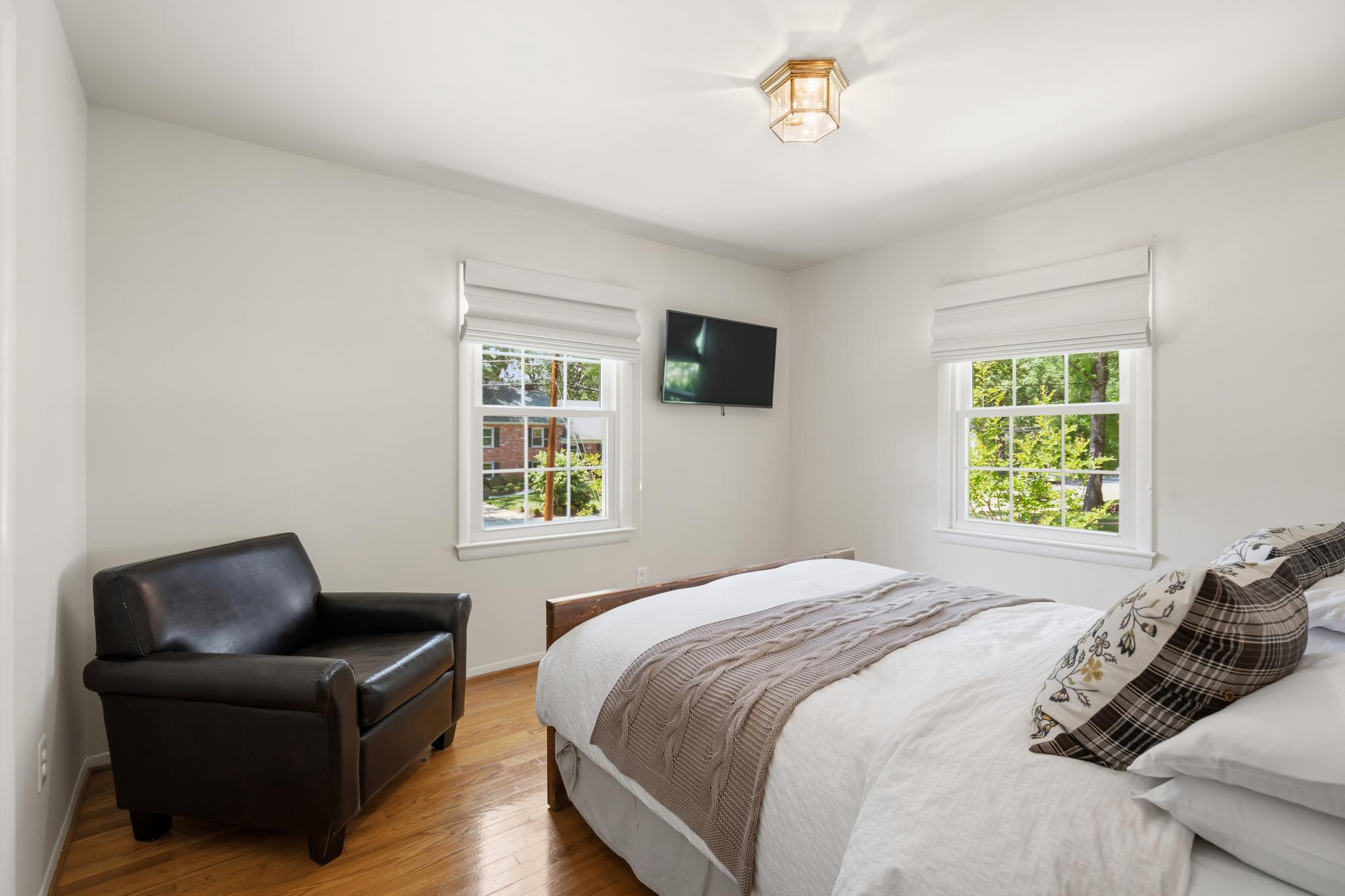  8611 Cyrus Place, Alexandria, VA, 22308 - 物件實景