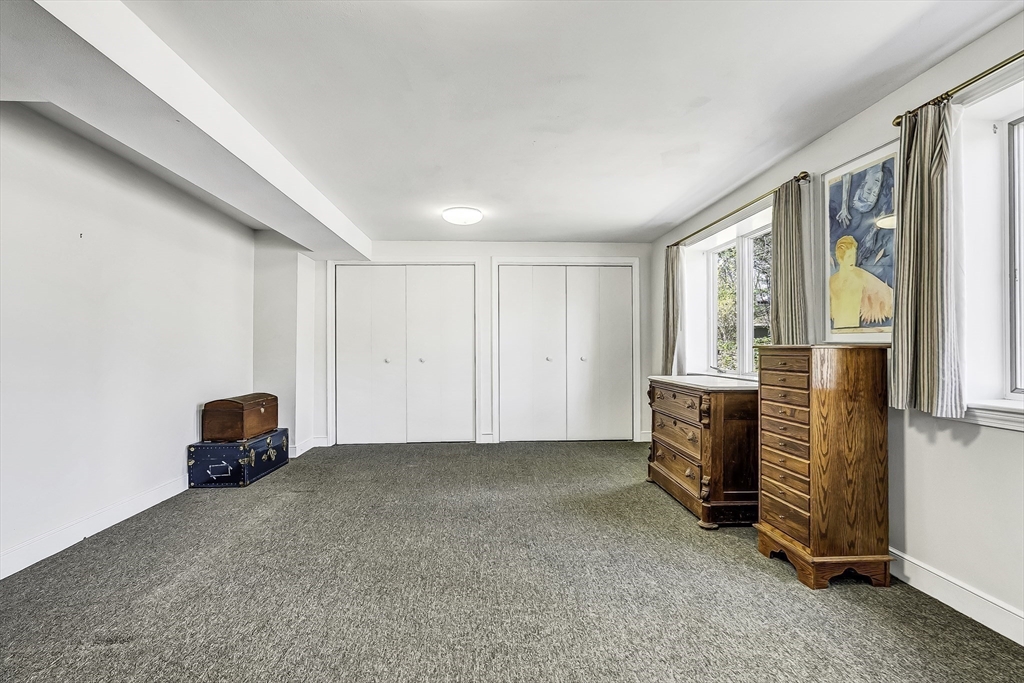 Wayland, Massachusetts, 01778, United States, 3 Bedrooms Bedrooms, ,2 BathroomsBathrooms,Residential,For Sale,1847393