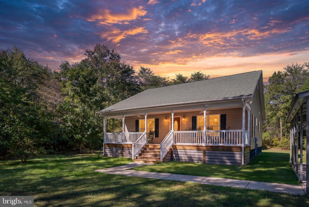 Longfield Rd, Colonial Beach, VA 22443