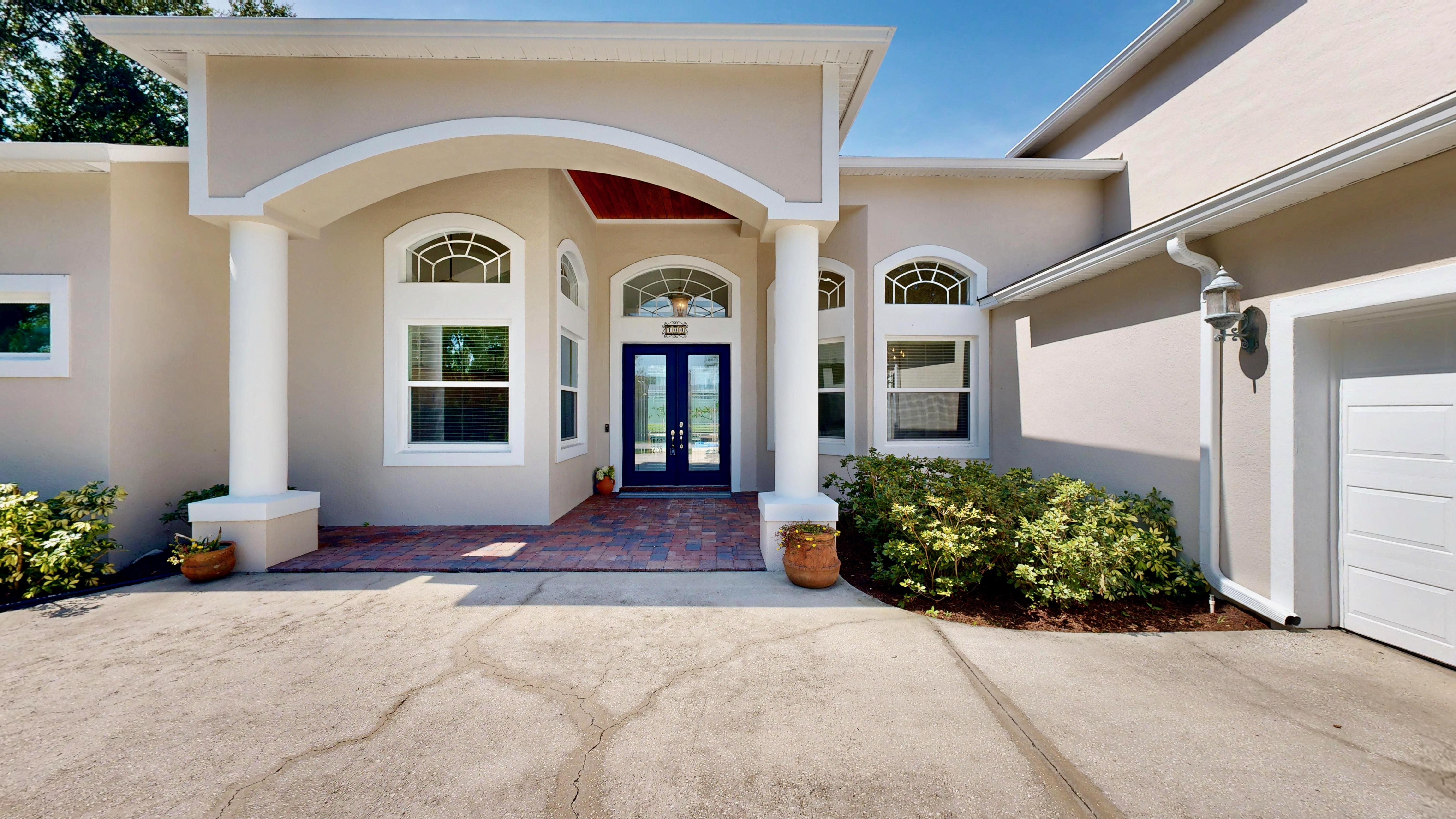 Oakland, Florida, 34760, United States, 4 Bedrooms Bedrooms, ,3 BathroomsBathrooms,Residential,For Sale,1828727
