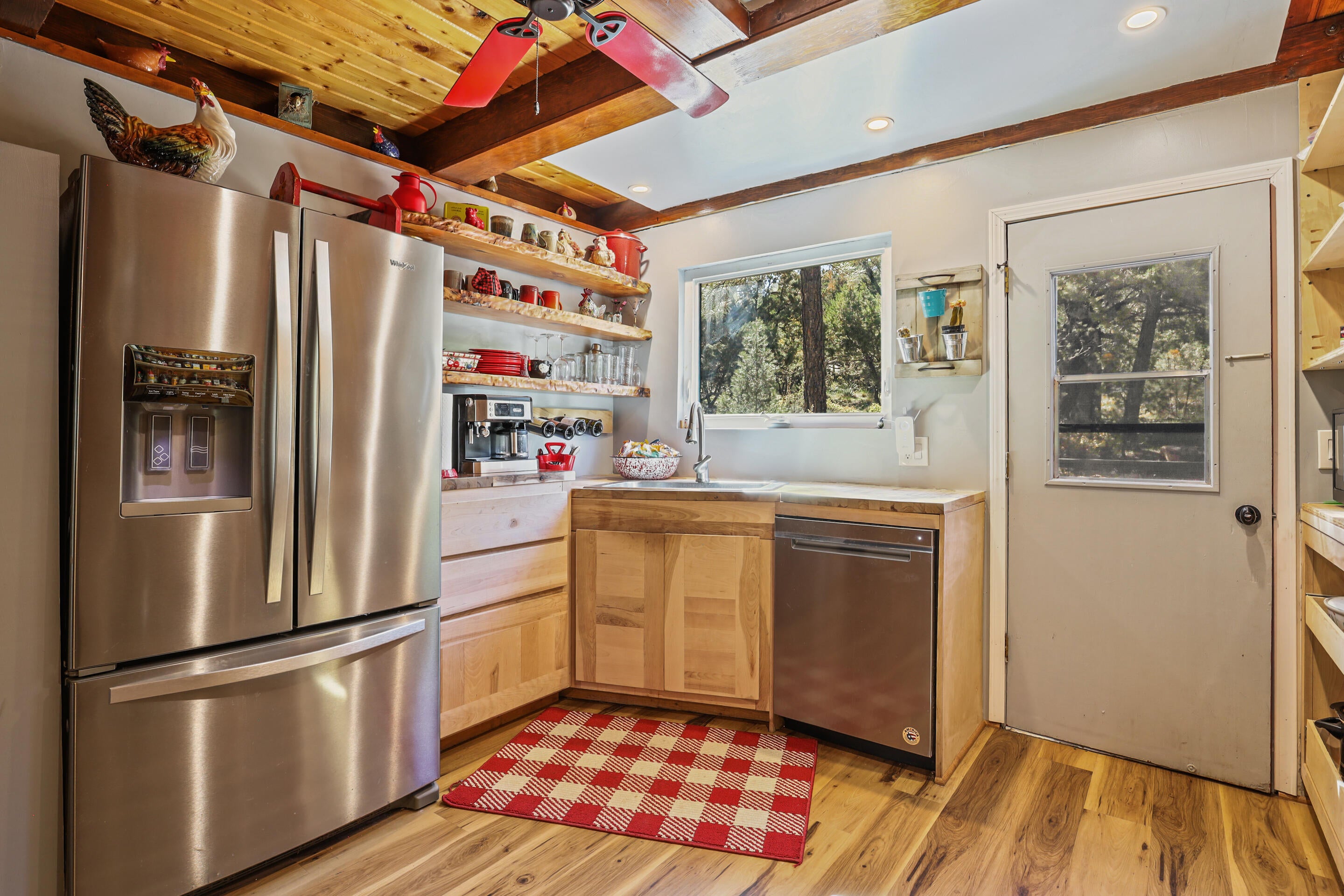 Pine, Arizona, 85544, United States, 2 Bedrooms Bedrooms, ,1 BathroomBathrooms,Residential,For Sale,1819700