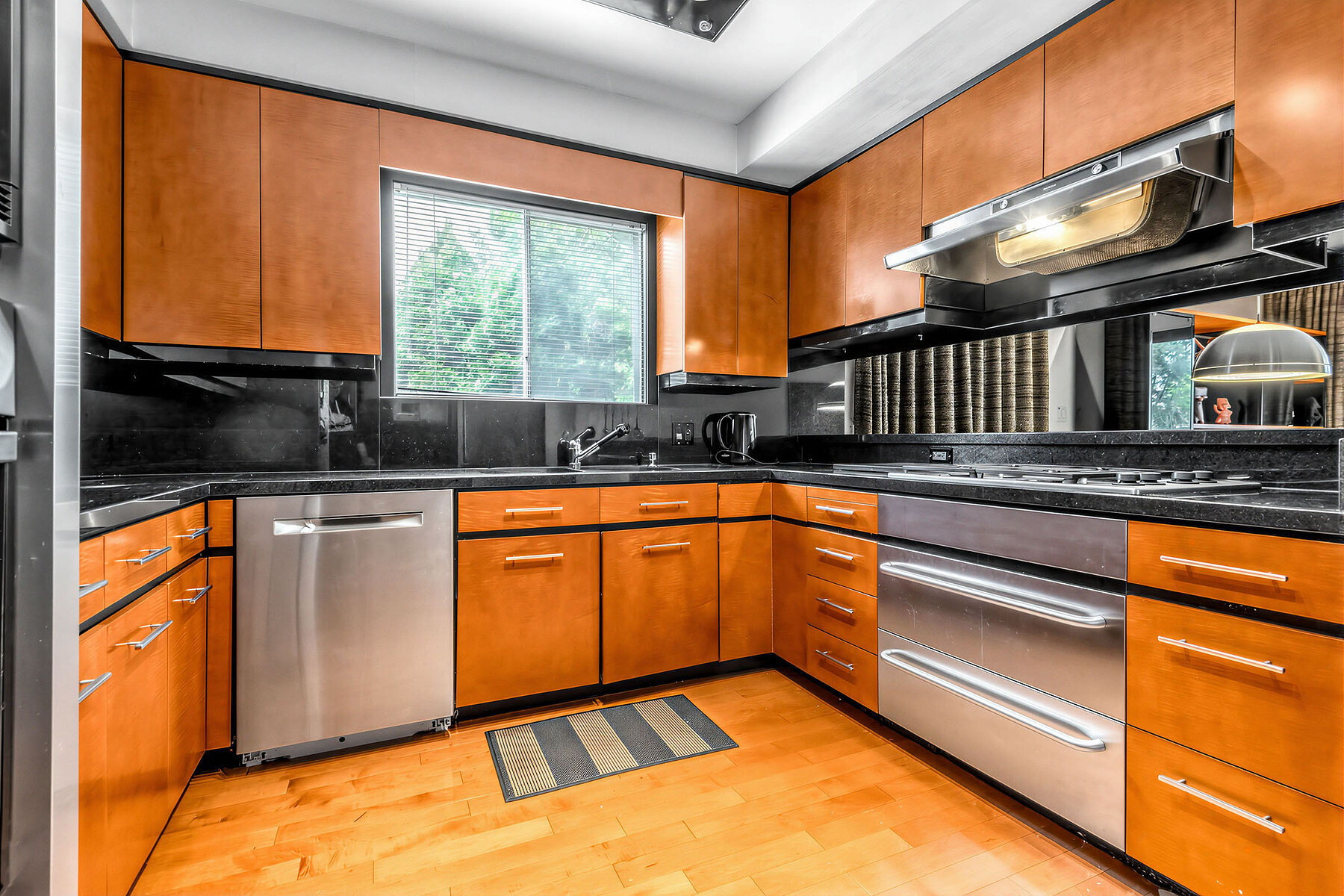  Bridal Path Bungalow - 物件實景