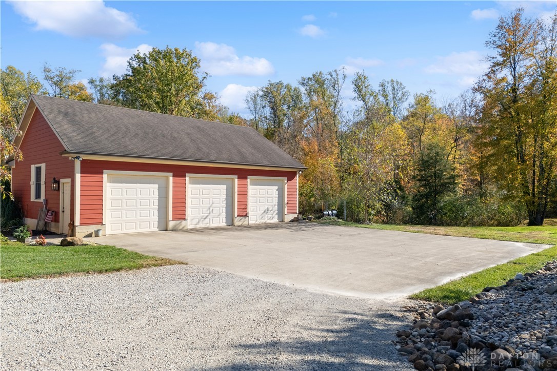 Adams Twp, Ohio, 45177, United States, 6 Bedrooms Bedrooms, ,4 BathroomsBathrooms,Residential,For Sale,1989294