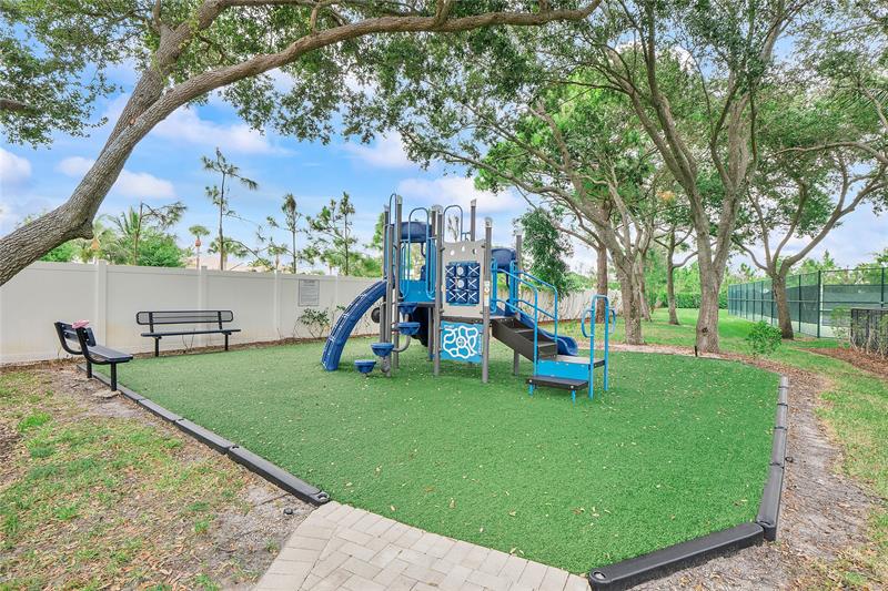 Lake Worth, Florida, 33463, United States, 3 Bedrooms Bedrooms, ,2 BathroomsBathrooms,Residential,For Sale,1925121