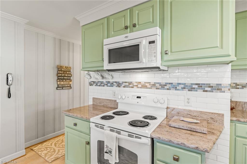 New London, North Carolina, 28127, United States, 3 Bedrooms Bedrooms, ,2 BathroomsBathrooms,Residential,For Sale,1991438