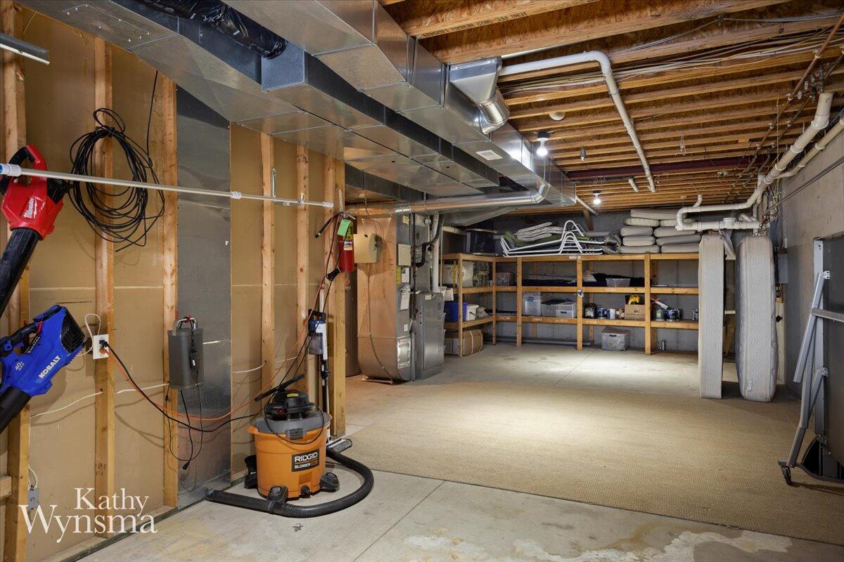 East Grand Rapids, Michigan, 49506, United States, 5 Bedrooms Bedrooms, ,5 BathroomsBathrooms,Residential,For Sale,1933647
