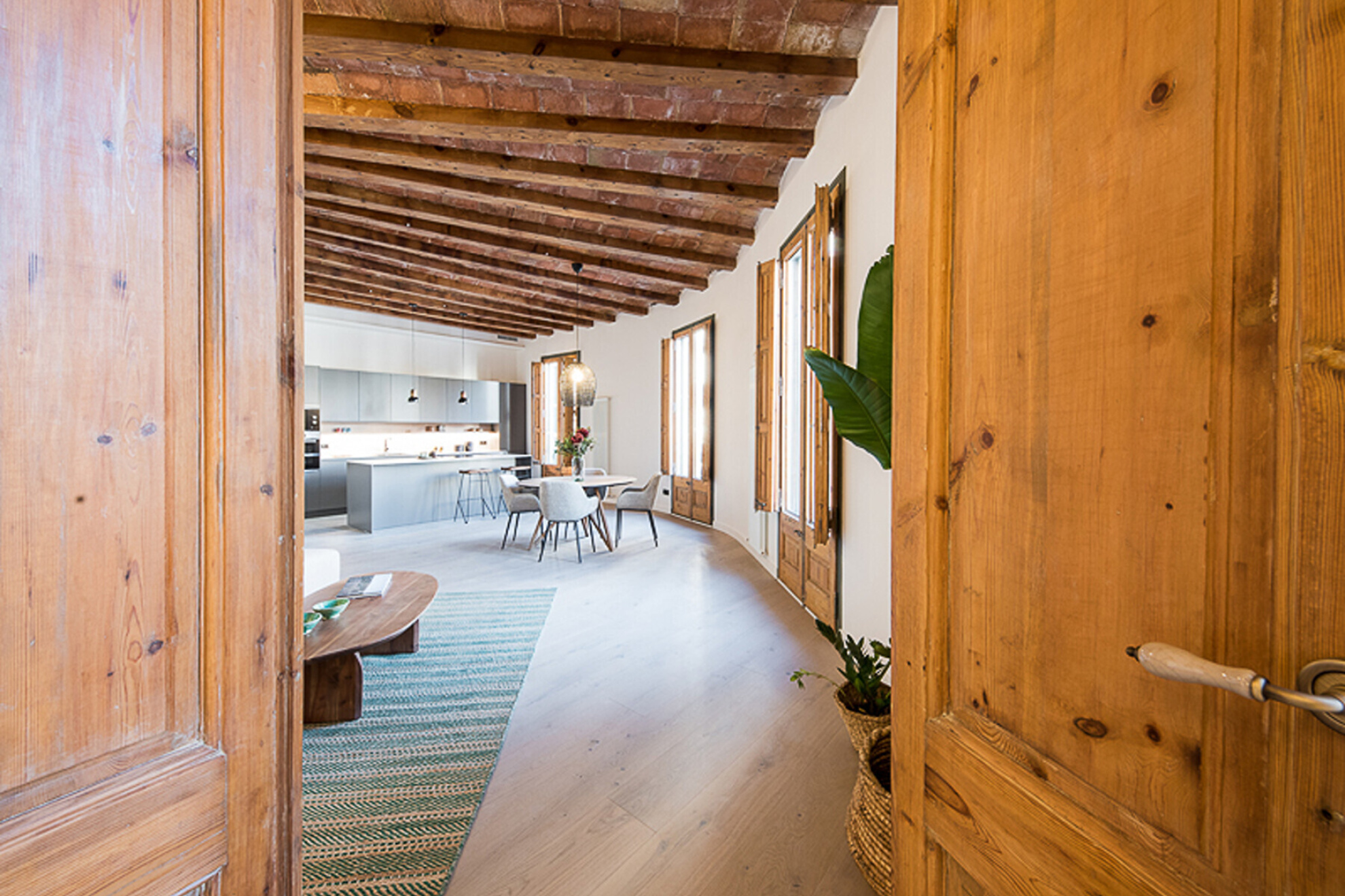  Beautiful apartment in Eixample, Barcelona: Modernized Elegance - 物件實景