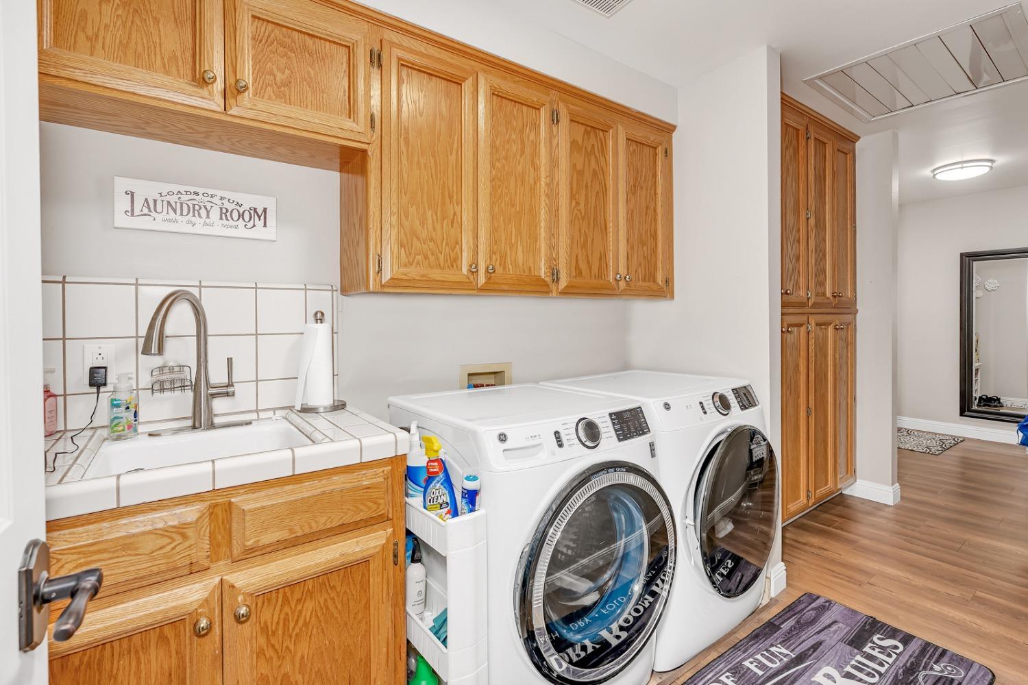 Madera, California, 93637, United States, 3 Bedrooms Bedrooms, ,3 BathroomsBathrooms,Residential,For Sale,1984601